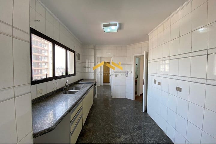 Apartamento à venda com 3 quartos, 122m² - Foto 28