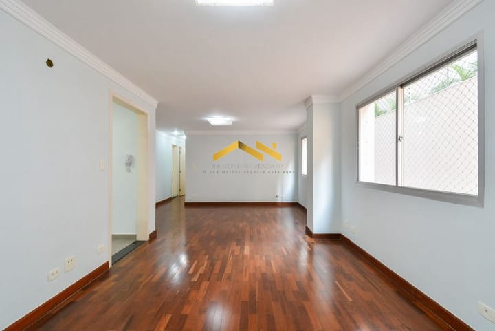 Apartamento à venda com 3 quartos, 130m² - Foto 1