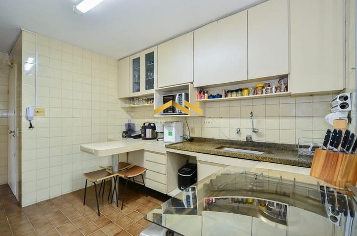 Apartamento à venda com 3 quartos, 141m² - Foto 10