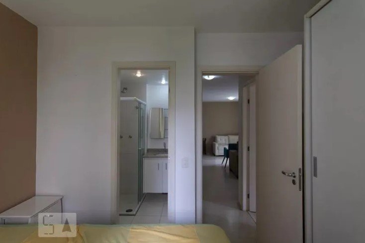 Apartamento à venda com 2 quartos, 68m² - Foto 5