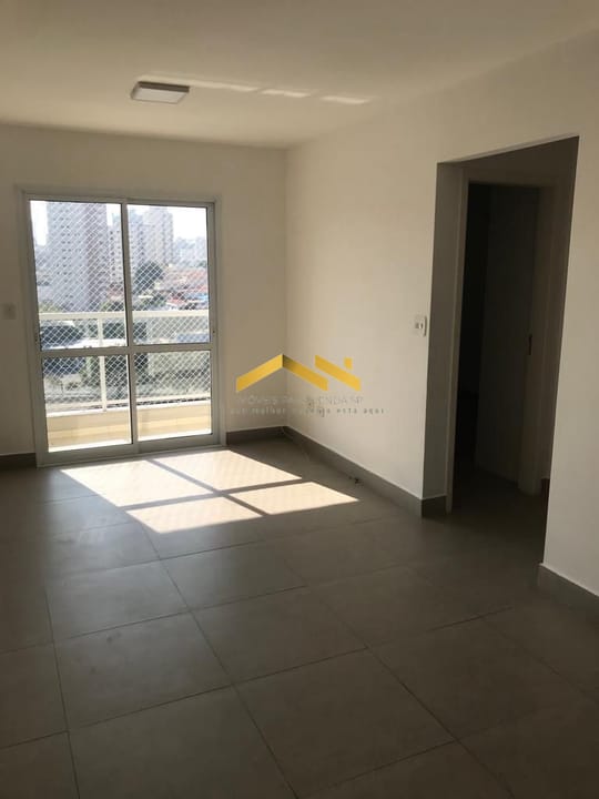 Apartamento à venda com 2 quartos, 63m² - Foto 1