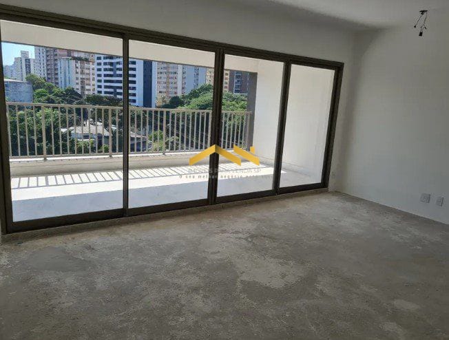 Apartamento à venda com 3 quartos, 158m² - Foto 1