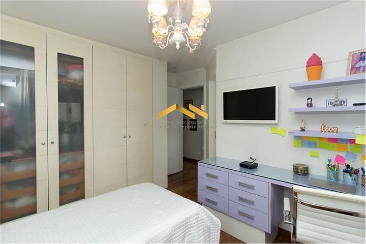 Apartamento à venda com 3 quartos, 162m² - Foto 3