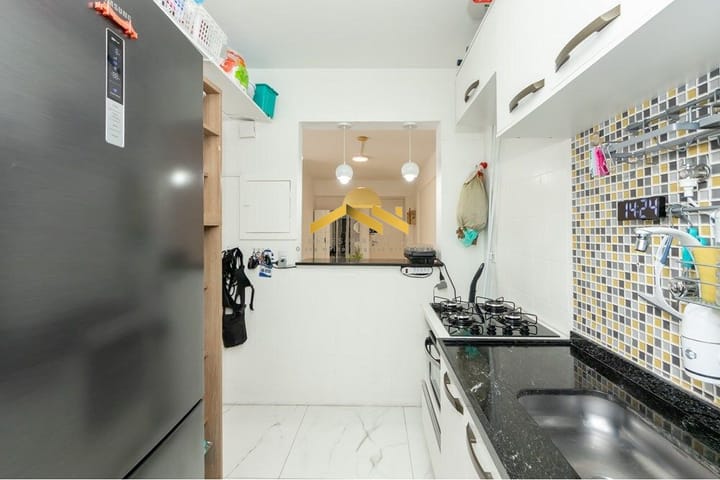 Apartamento à venda com 2 quartos, 70m² - Foto 9