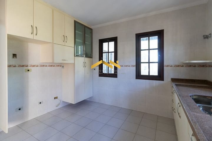 Casa à venda com 6 quartos, 450m² - Foto 19