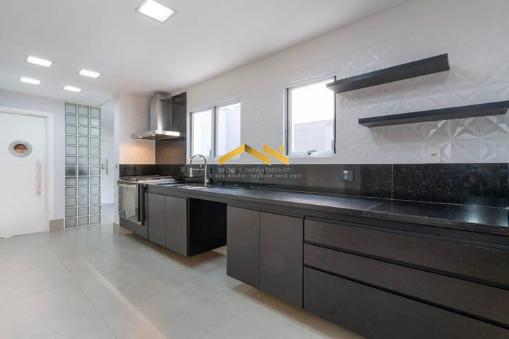 Casa à venda com 4 quartos, 362m² - Foto 53