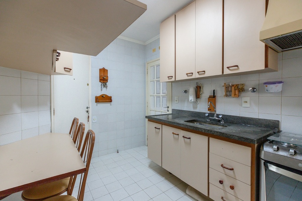 Apartamento à venda com 3 quartos, 86m² - Foto 29