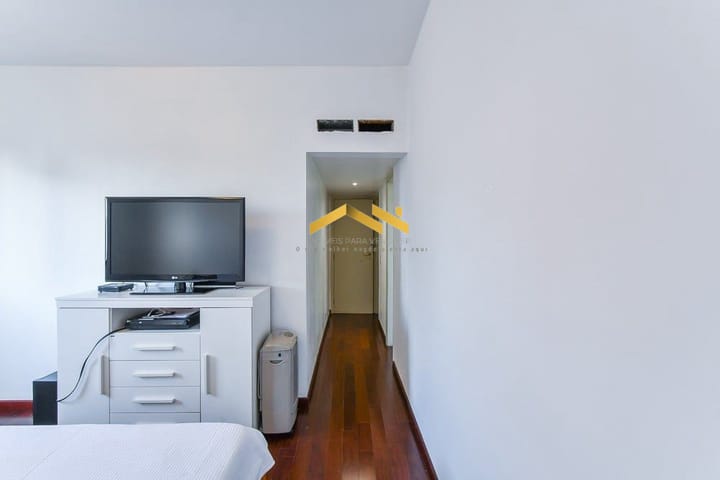 Apartamento à venda com 4 quartos, 200m² - Foto 33