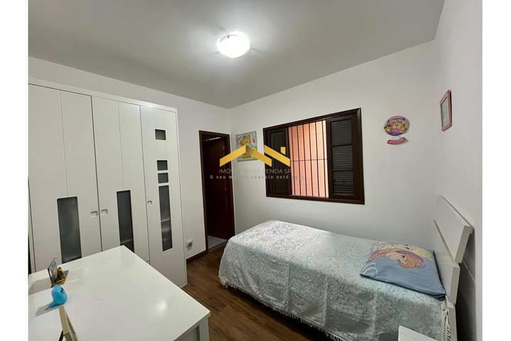 Casa à venda com 3 quartos, 178m² - Foto 18