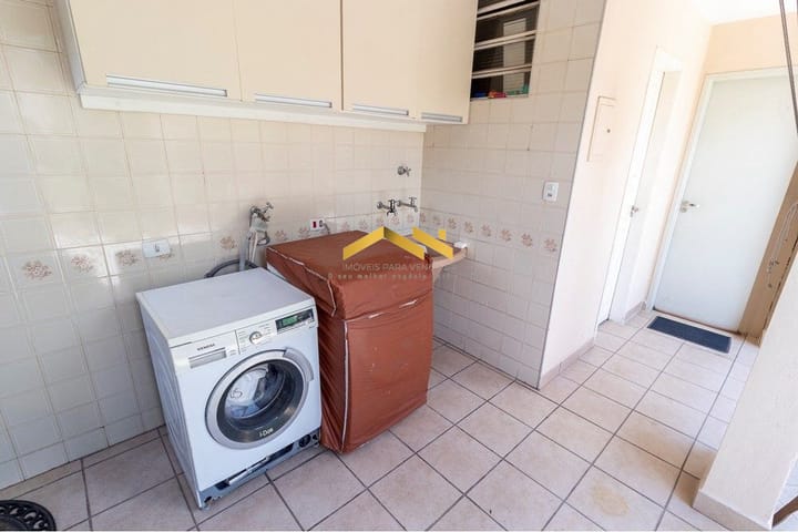 Casa à venda com 3 quartos, 300m² - Foto 17