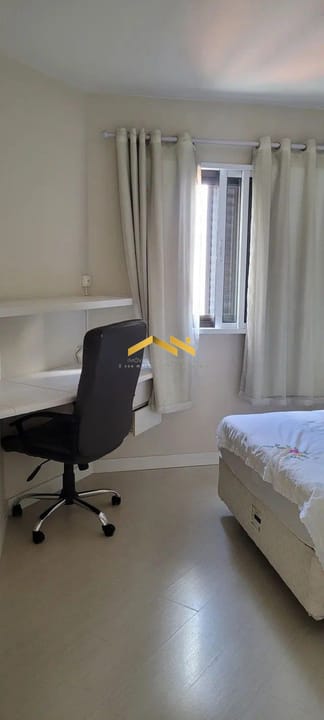 Apartamento à venda com 2 quartos, 65m² - Foto 8