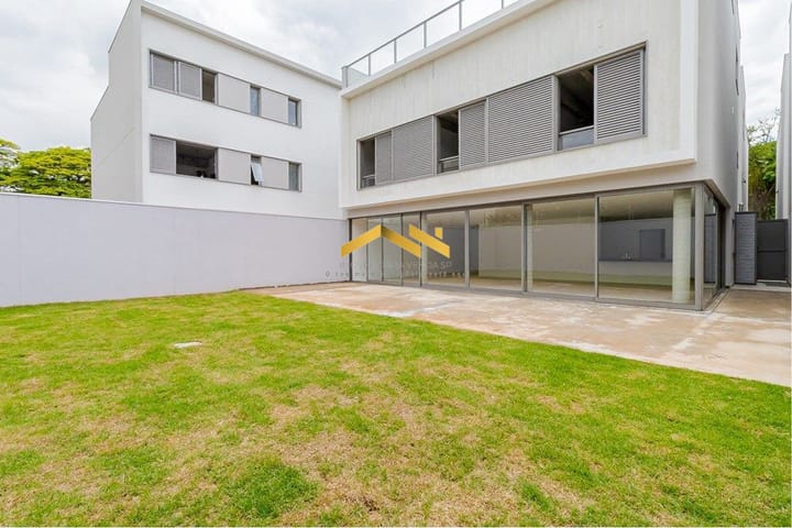 Casa à venda com 4 quartos, 600m² - Foto 26