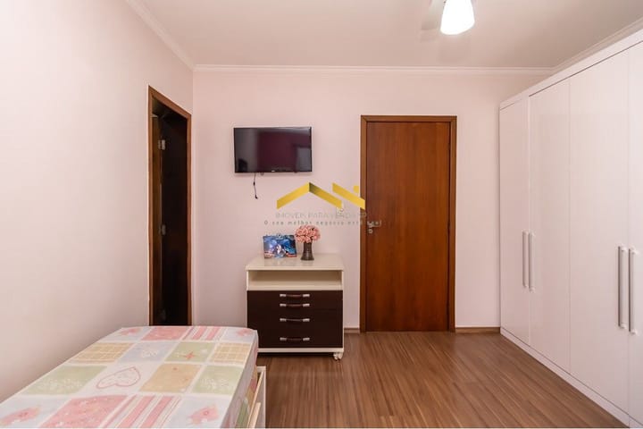 Casa à venda com 3 quartos, 248m² - Foto 32