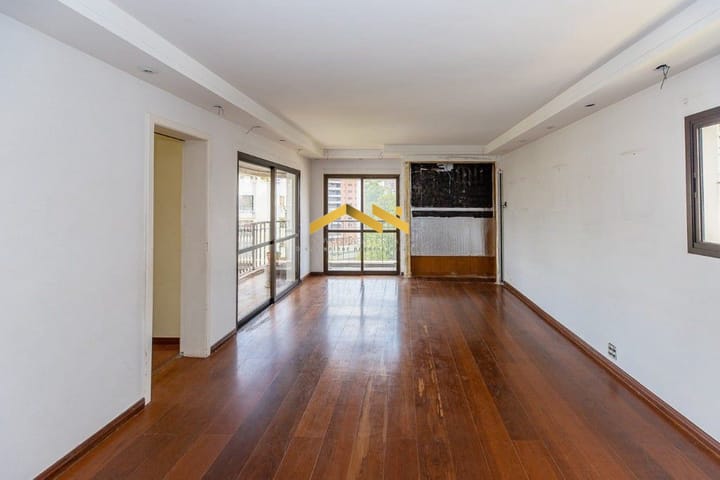 Apartamento à venda com 3 quartos, 175m² - Foto 18