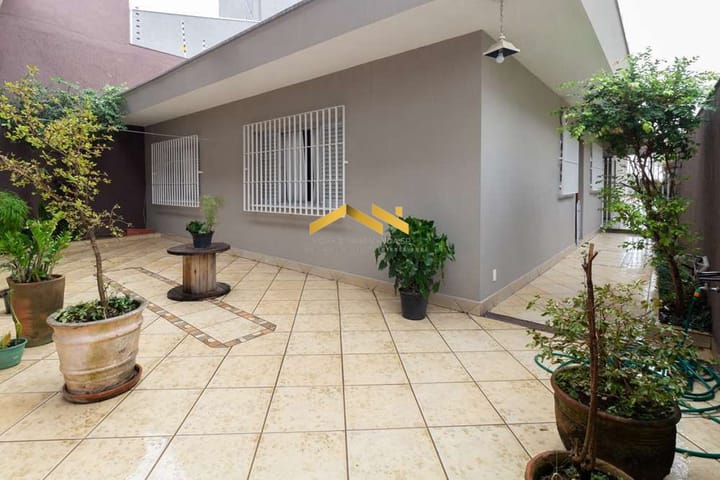 Casa à venda com 3 quartos, 230m² - Foto 4