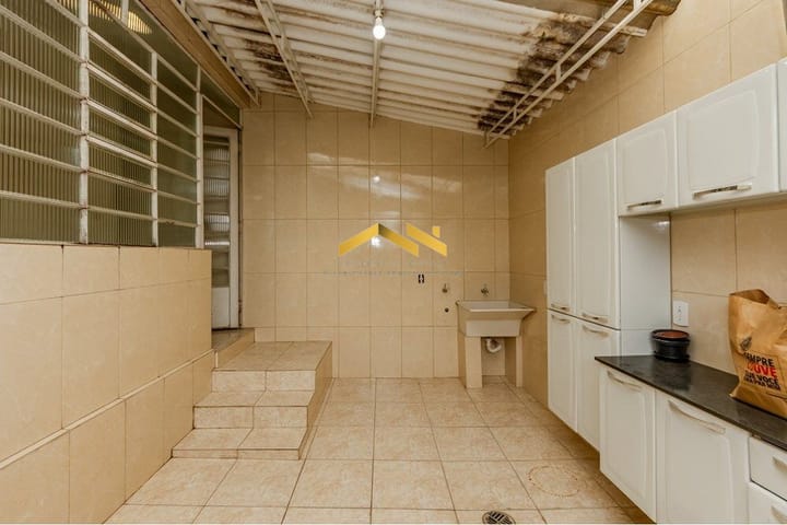 Casa à venda com 3 quartos, 196m² - Foto 10