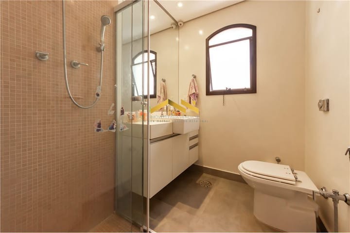 Apartamento à venda com 4 quartos, 225m² - Foto 6