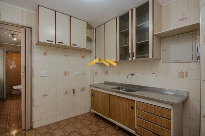 Casa à venda com 4 quartos, 366m² - Foto 6