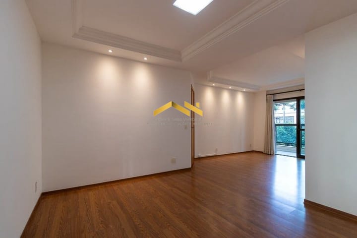 Apartamento à venda com 3 quartos, 110m² - Foto 1