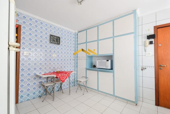 Apartamento à venda com 3 quartos, 140m² - Foto 9