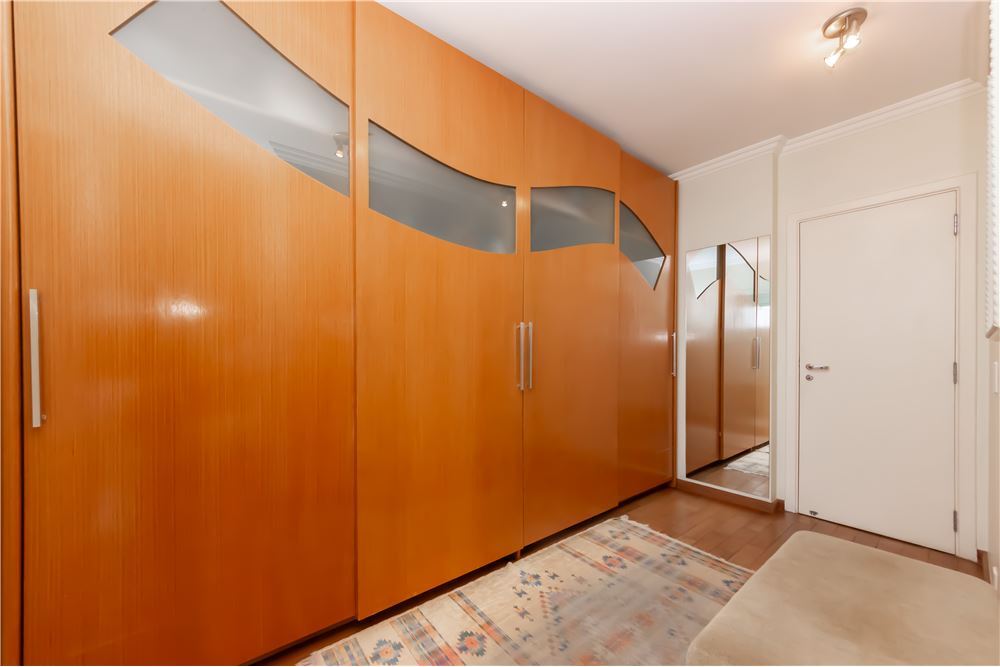 Apartamento à venda com 4 quartos, 198m² - Foto 41