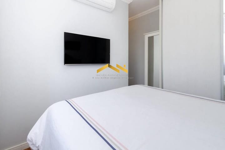 Apartamento à venda com 2 quartos, 66m² - Foto 13