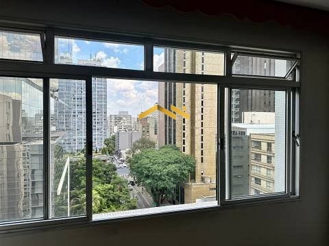 Apartamento à venda com 3 quartos, 130m² - Foto 3