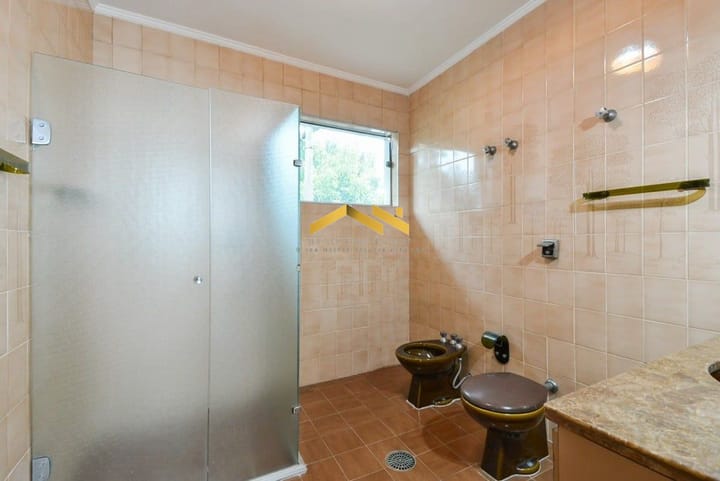 Casa à venda com 4 quartos, 331m² - Foto 10