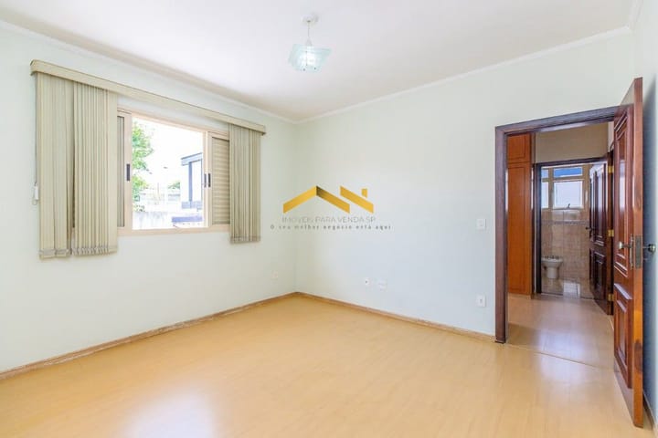 Casa à venda com 4 quartos, 332m² - Foto 22