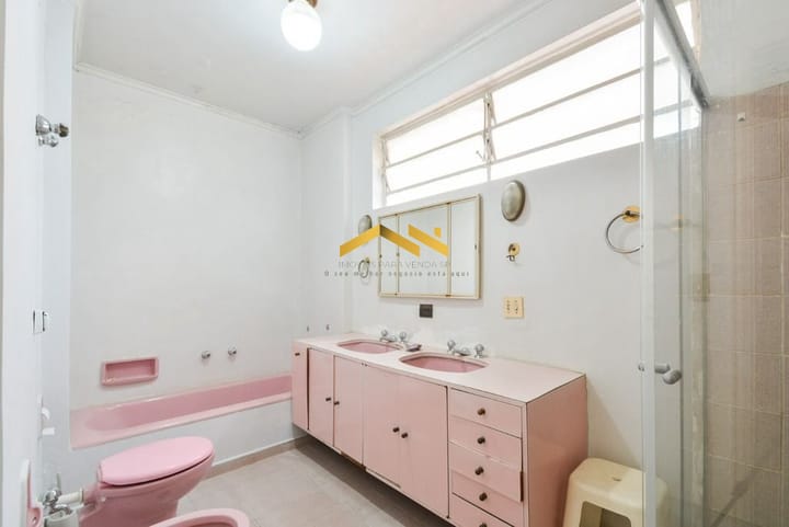 Apartamento à venda com 3 quartos, 239m² - Foto 12