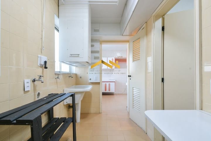 Apartamento à venda com 3 quartos, 143m² - Foto 11