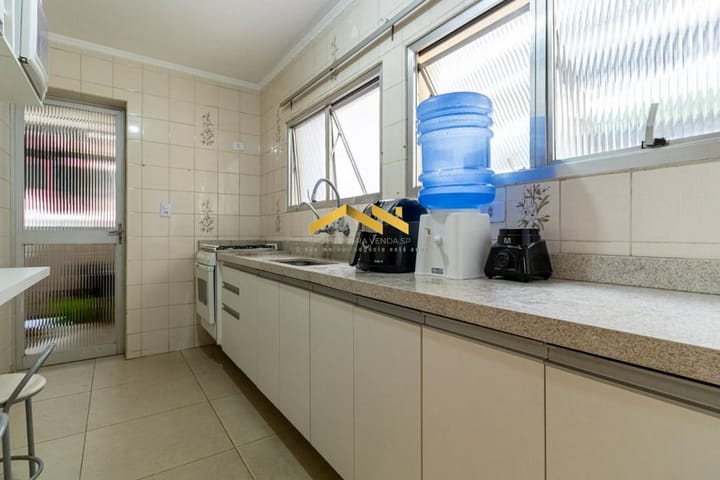 Apartamento à venda com 3 quartos, 85m² - Foto 32