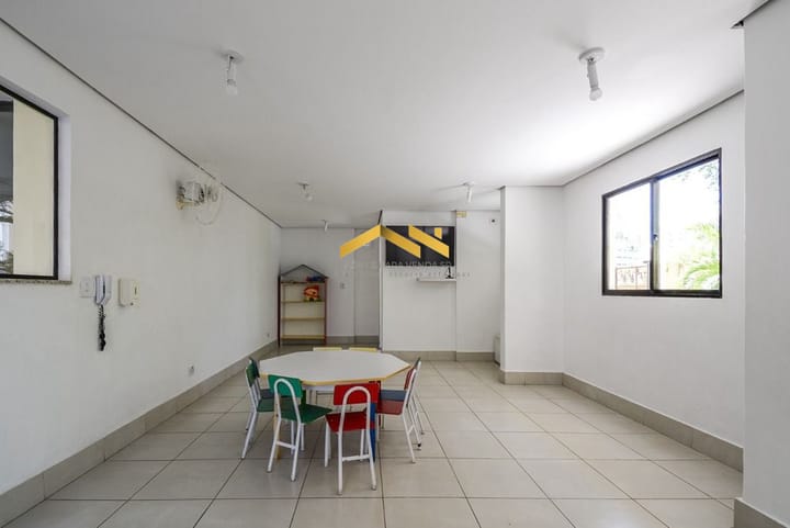 Apartamento à venda com 2 quartos, 57m² - Foto 20