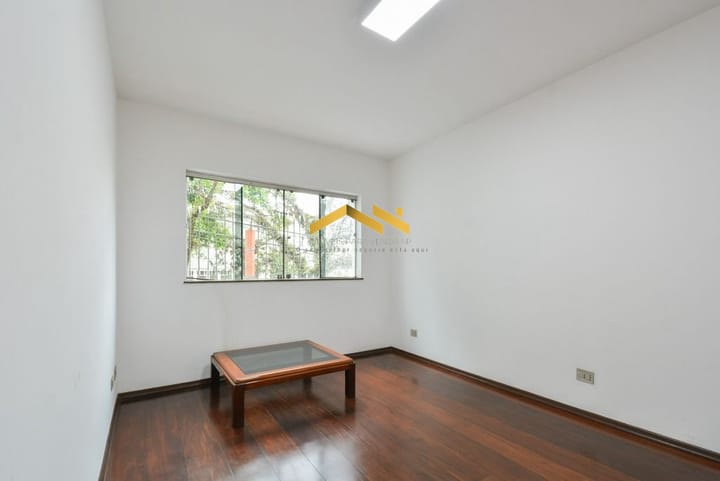 Casa à venda com 4 quartos, 331m² - Foto 47