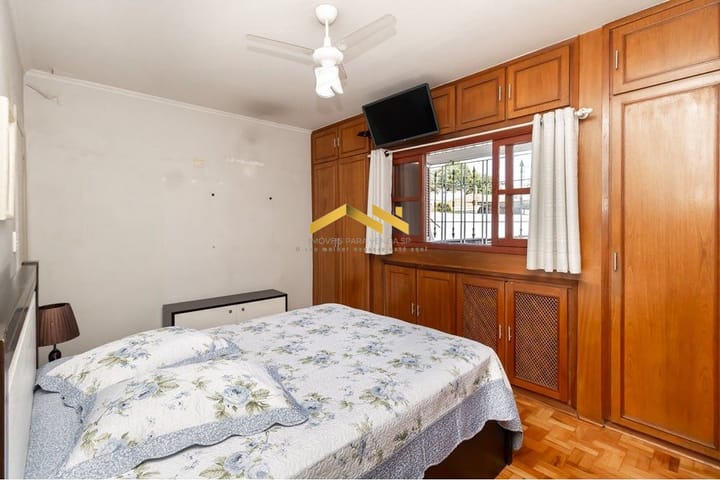 Casa à venda com 3 quartos, 190m² - Foto 2