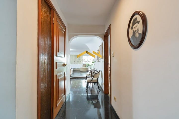 Apartamento à venda com 4 quartos, 204m² - Foto 1