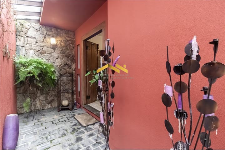 Casa à venda com 3 quartos, 300m² - Foto 30