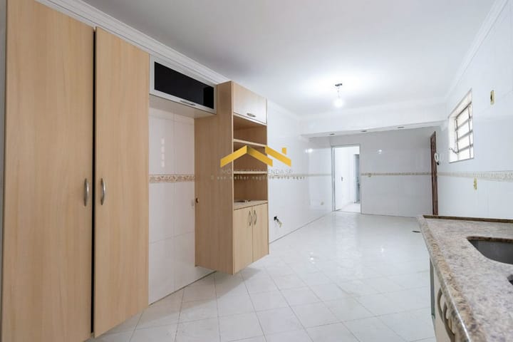 Casa à venda com 3 quartos, 240m² - Foto 11