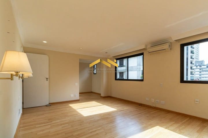 Apartamento à venda com 3 quartos, 209m² - Foto 11