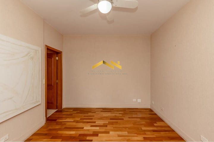 Apartamento à venda com 4 quartos, 247m² - Foto 13