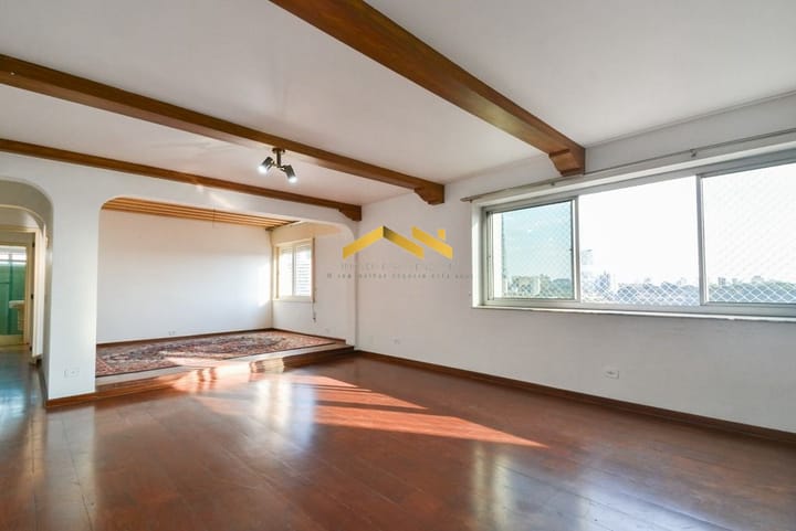 Apartamento à venda com 3 quartos, 143m² - Foto 1