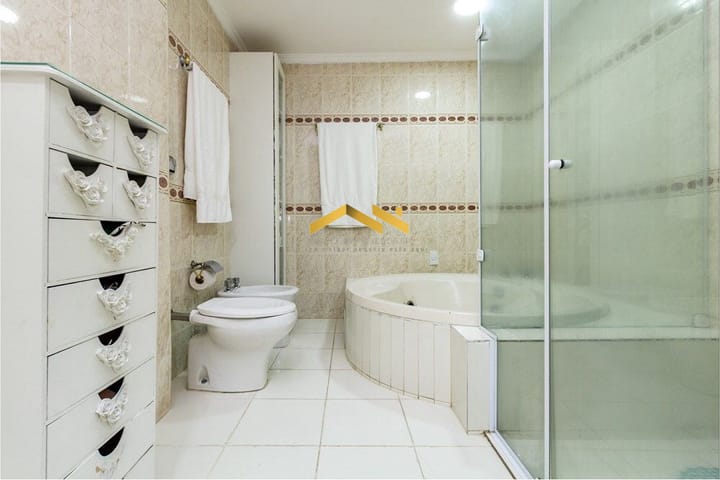 Apartamento à venda com 3 quartos, 141m² - Foto 32