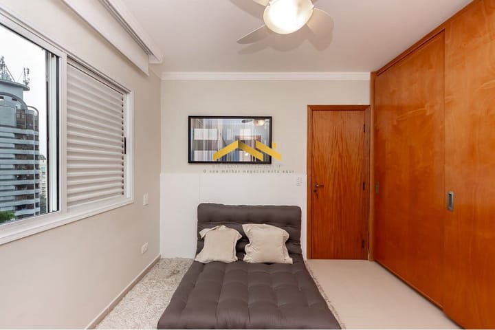 Apartamento à venda com 4 quartos, 223m² - Foto 15