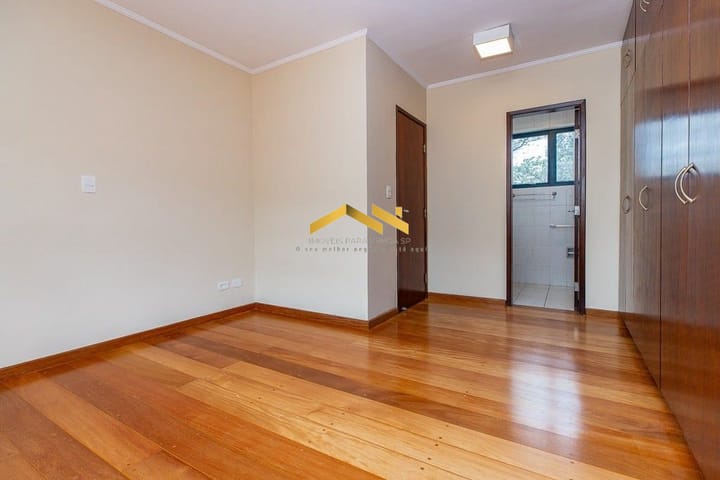 Casa à venda com 3 quartos, 220m² - Foto 15