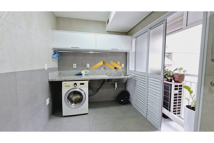 Apartamento à venda com 3 quartos, 239m² - Foto 3