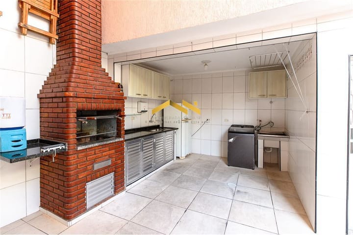 Casa à venda com 3 quartos, 260m² - Foto 32