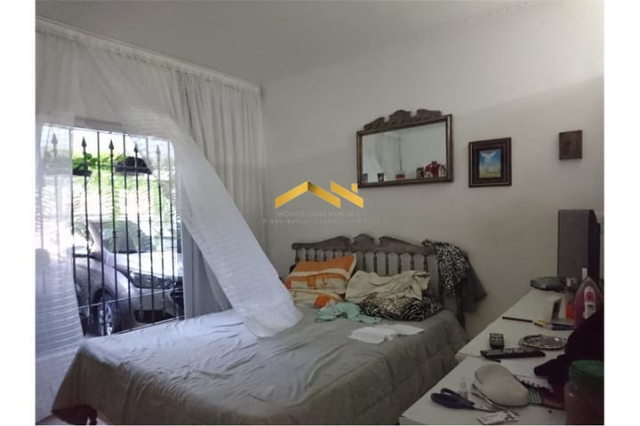 Casa à venda com 4 quartos, 200m² - Foto 7