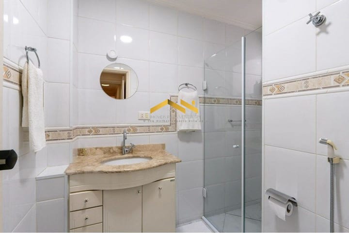 Apartamento à venda com 3 quartos, 107m² - Foto 3