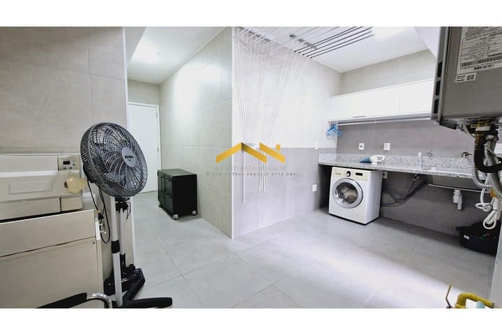 Apartamento à venda com 3 quartos, 239m² - Foto 16