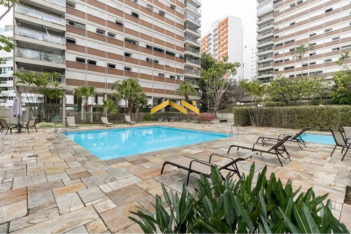 Apartamento à venda com 3 quartos, 170m² - Foto 17